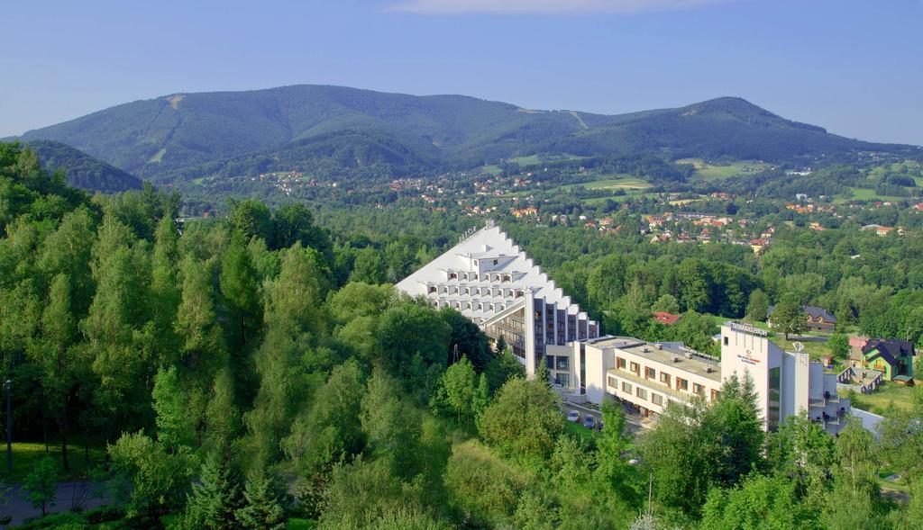 Spa&Wellness Hotel Diament Ustroń Exterior foto